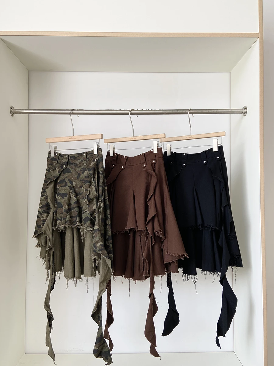 

2025 Summer New Korean Sle Unique Design Camouflage Asymmetrical Skirt Women Loose Slimming Midi Skirt Trendy