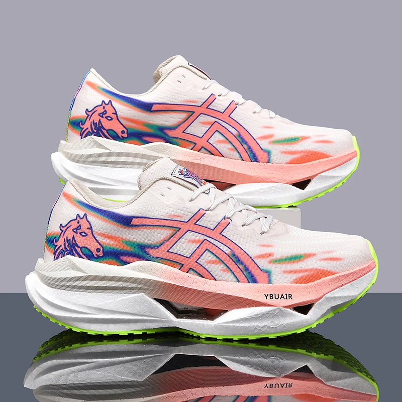 Chaussures de course Marathon pour hommes et femmes, chaussures de sport tendance, athlétiques, légères, spécialisées, avec plaque en carbone, respirantes pour femmes