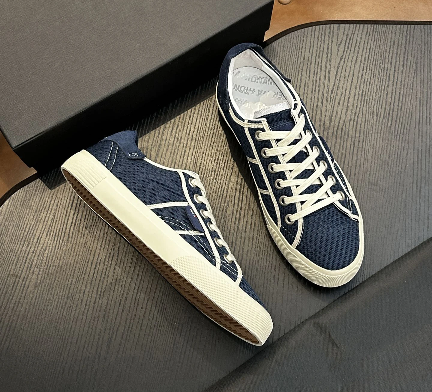 

OECHSLI Shoes Cowhide 2025 new outdoors fashion Casual quality comfort motion Tying knitting Men‘s European big size 38-47