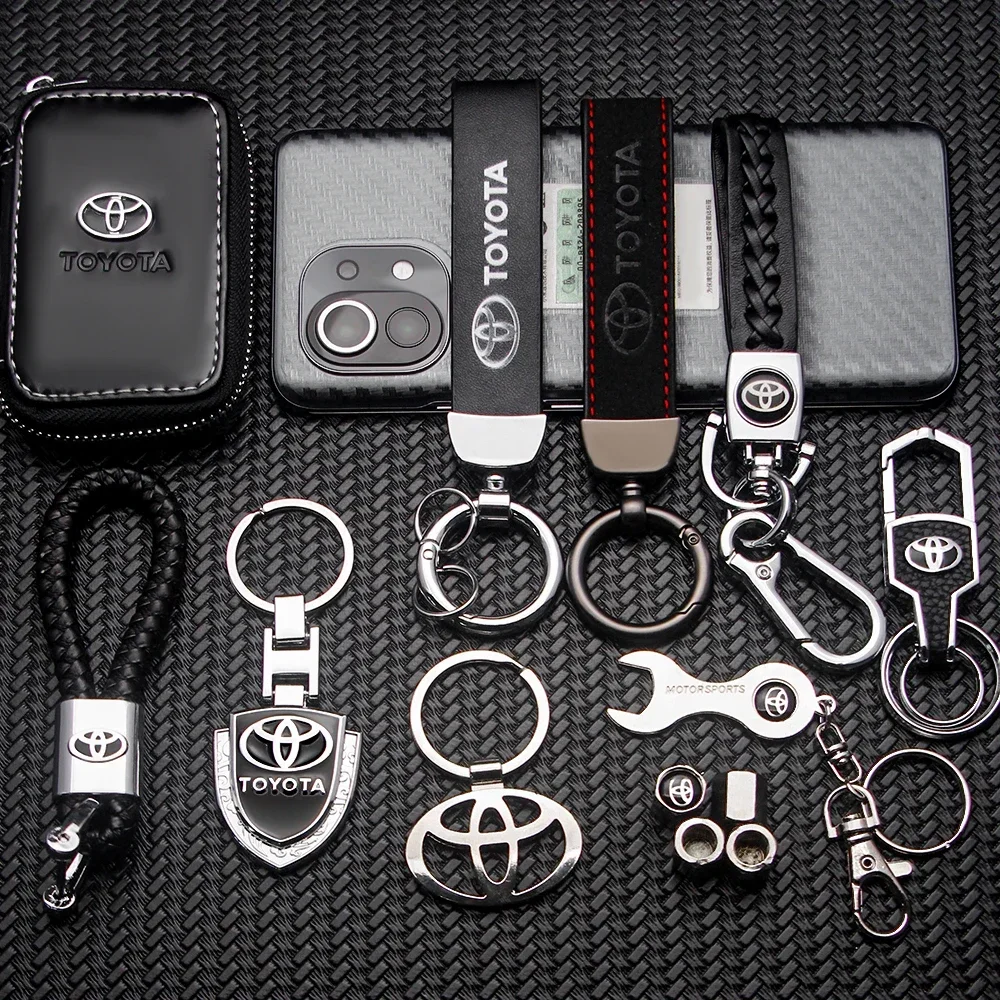 ثلاثية الأبعاد معدن + جلد شعار السيارة مفتاح سلسلة مفاتيح حلقية المفاتيح اكسسوارات السيارات لتويوتا كورولا كامري أوريس Rav4 يارس بريوس أفينسيس