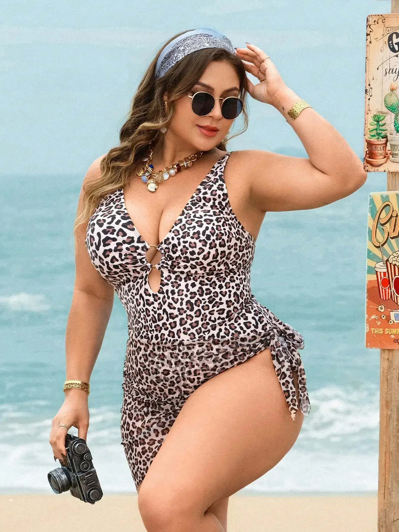 

Plus Size Leopard Print One Piece Swimsuit With Skirt And Hollow Out Detail
