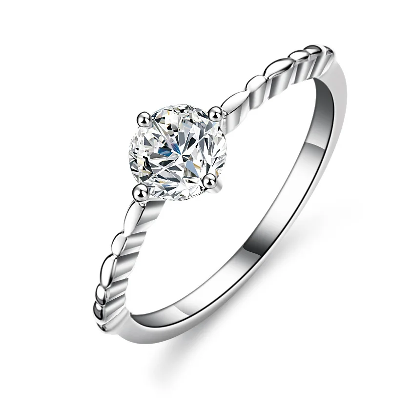 Mozambique Diamond Ring Women's 18K Gold Inlaid Ring Four Claws Fashion Sparkling Diamond Platinum PT950 Jewelry