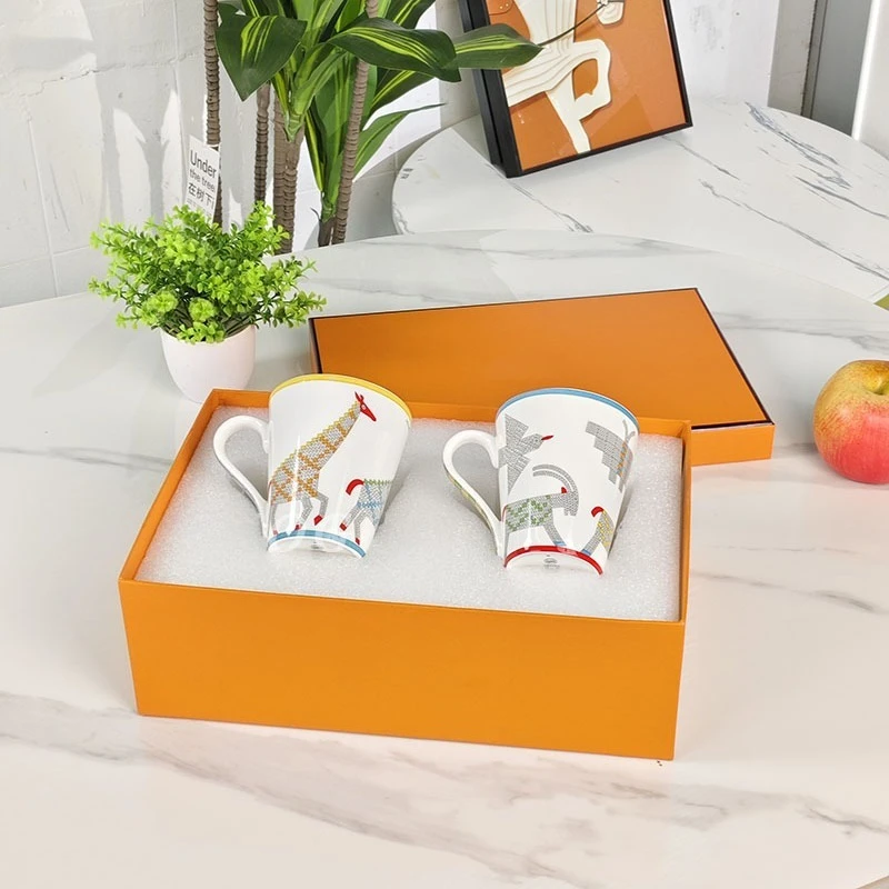

Натуральный набор милых керамических кружек с героями мультфильмов на тему животных, роскошные креативные чашки в европейском стиле для подарков для домашнего офиса