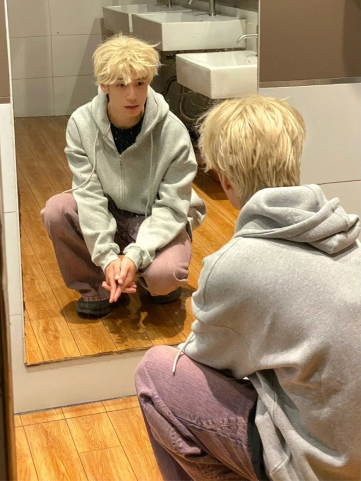 American Sle Heavyw… - image