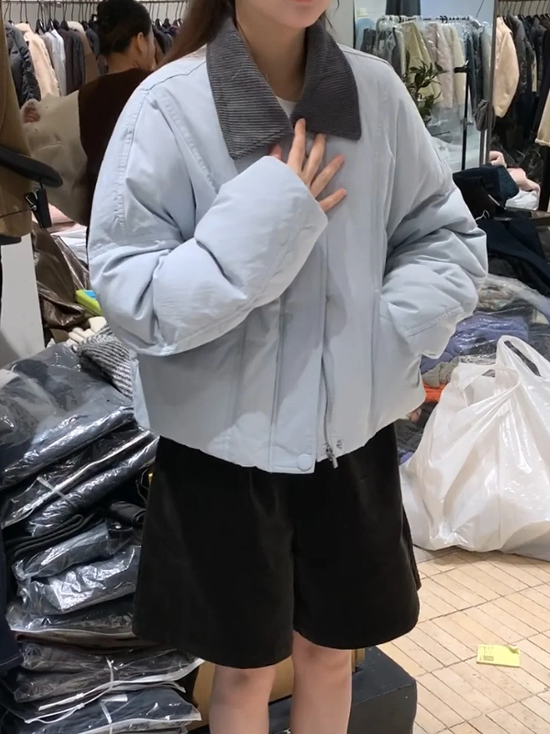 

Модная синяя утепленная хлопковая куртка с воротником для женщин, новая зимняя модель в корейском стиле, свободный крой, теплая верхняя одежда