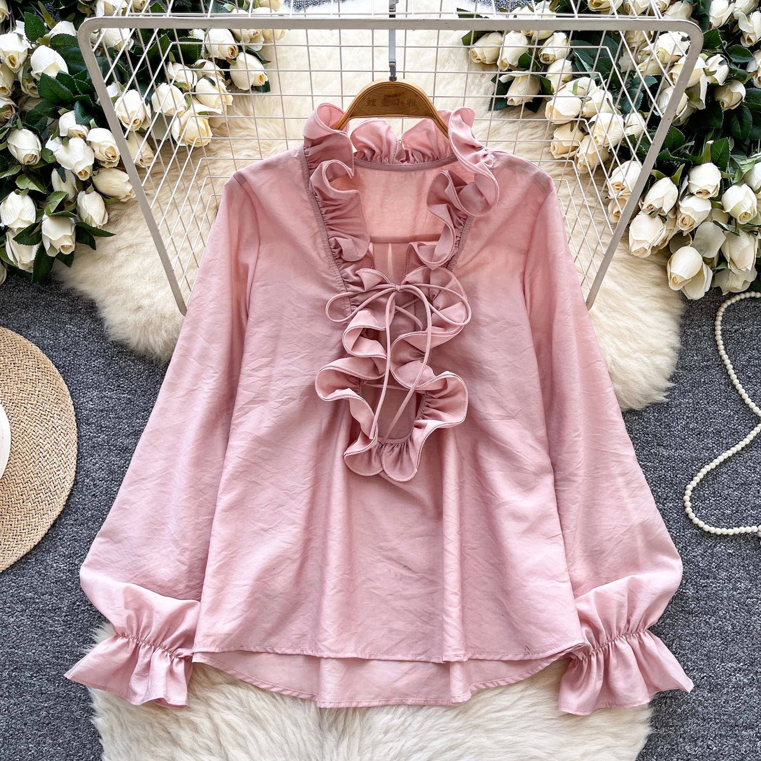 

Autumn New Chic Vintage Solid Edible Tree Fungus Elegant Fashion Female Sexy Shirt High Street Women Blouse