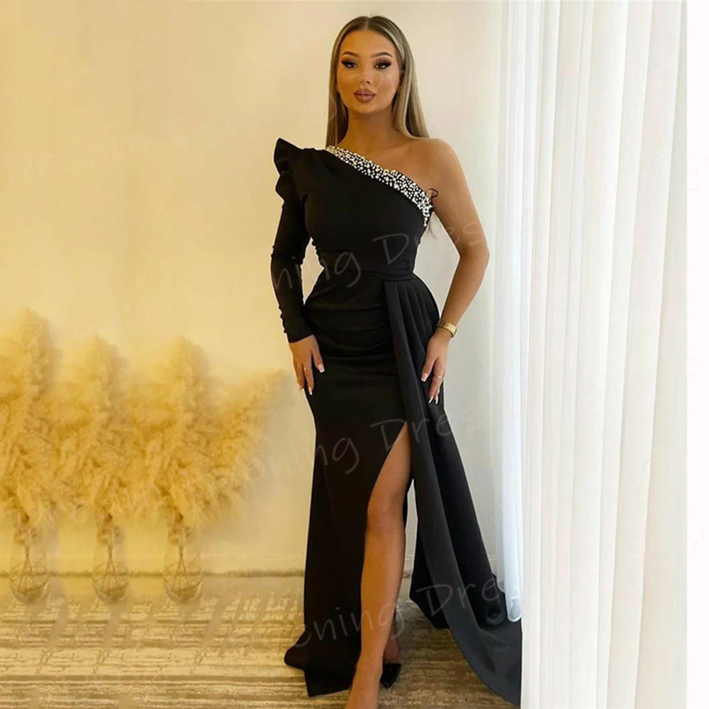 Klasyczna czarna syrenka Eleganckie damskie suknie wieczorowe Nowe suknie na jedno ramię z długim rękawem Prom Gowns Side Split Beaded Vestido De Noche