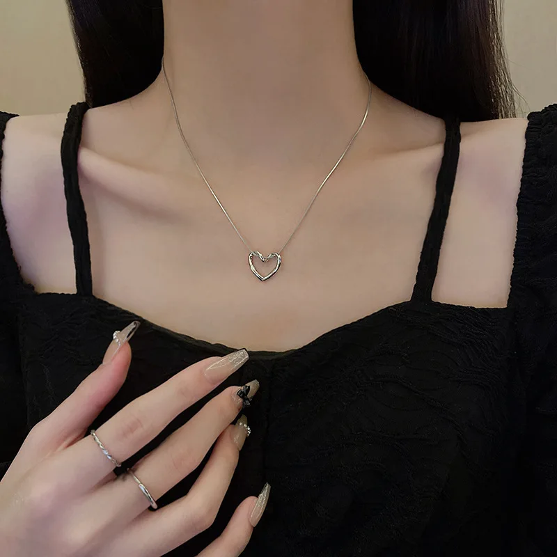 Simple Trendy Heart Pendent Necklace for Women Creative Design Gold Color Stainless Steel Chain Chokers Neck Jewelry Accessories image 3