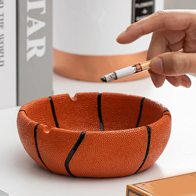 

Creative Resin Ashtray, Home Living Room Coffee Table Decoration Office Supplies, Sports Styling Circular Portable Ashtrays, 1Pc