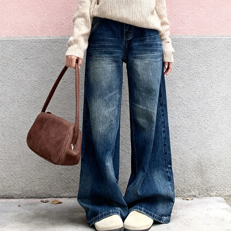 Otoño 2025 Y2K Dongdaemun Pantalones vaqueros lavados vintage para mujer Pantalones drapeados de pierna recta relajados hasta el suelo