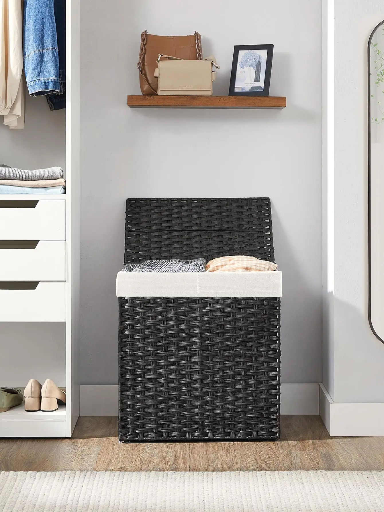 

Корзина для белья с крышкой, 110 л, с 2 съемными внутренними мешками и 6 сетчатыми карманами, плетеная корзина для белья, двойная L-образная