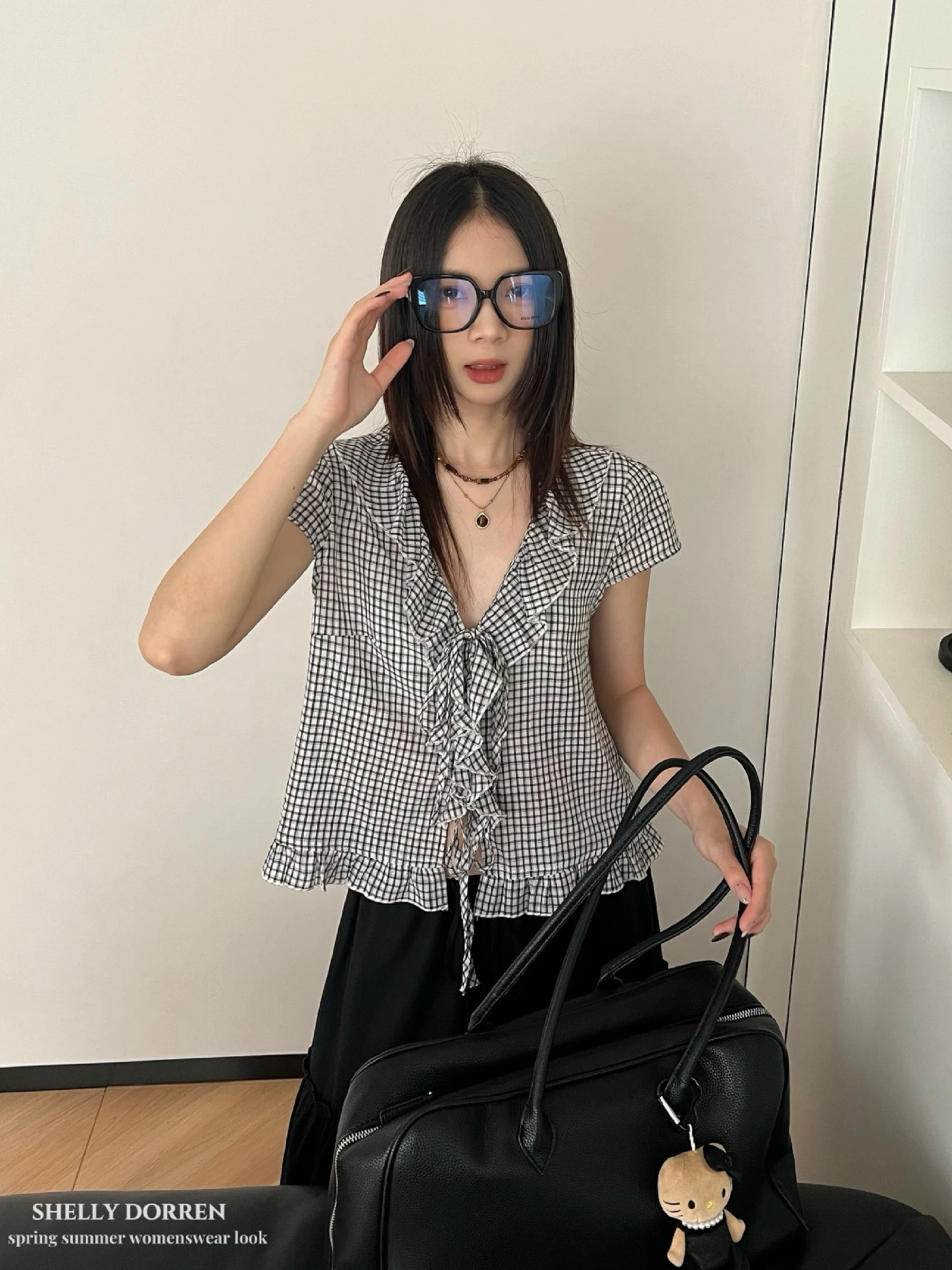 

Retro Plaid Shirt Women's Summer Ruffle Hem V-Neck Tie Short Sleeve Korean Style Sweet Grid Top Small Shirt 0412