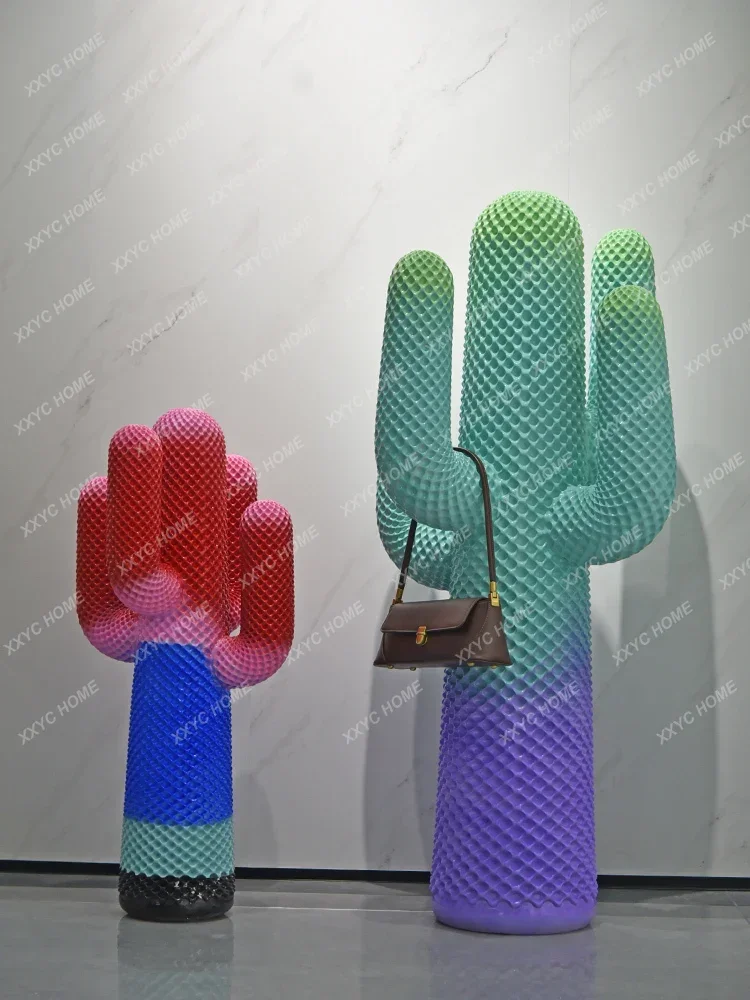 

Artificial Cactus Sculpture FRP Hanger Decoration Mall and Shop Living Room Trend Soft Home Decoration