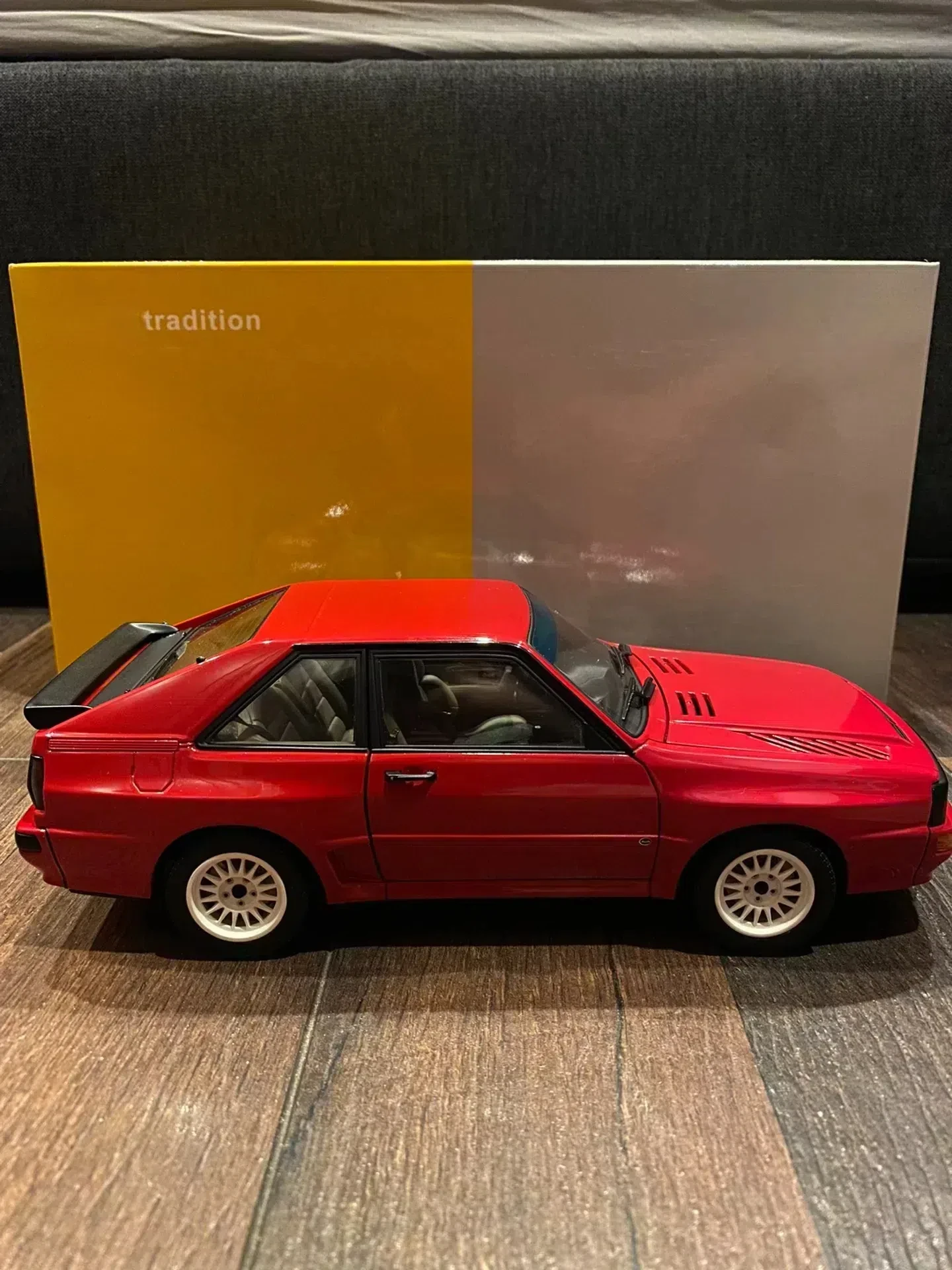 Autoart 1:18 Sport Quattro 1984 Simulation Limited Edition All Open Alloy Metal Static Car Model Toy Gift