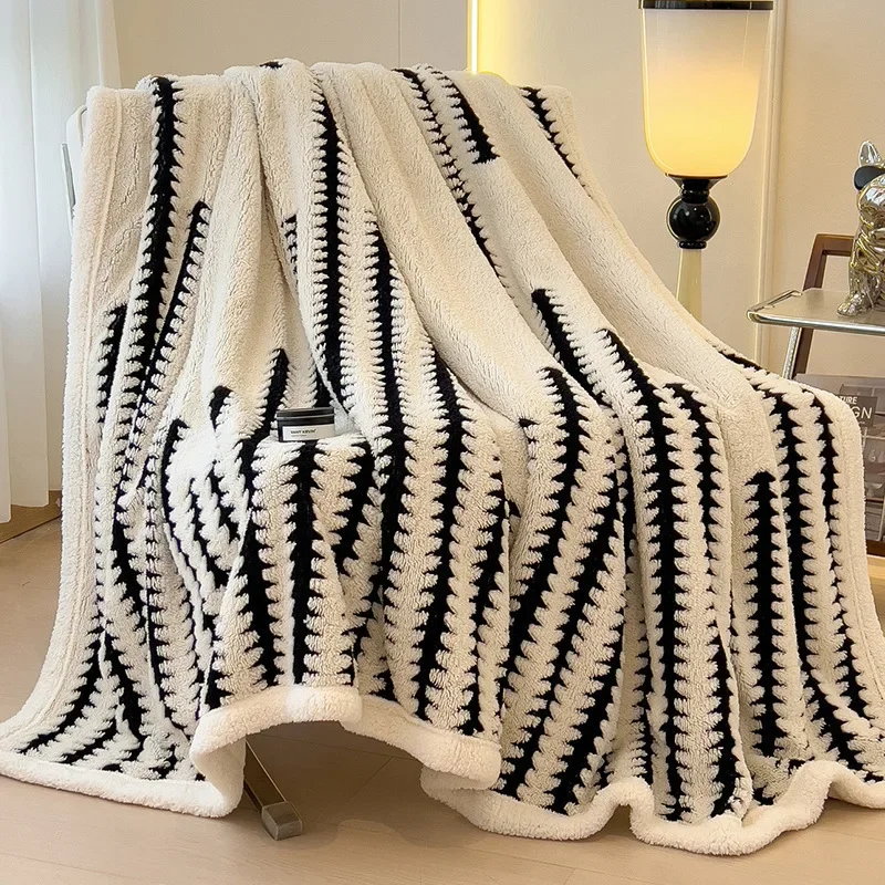 Anti-static Blanket Sofa Office Nap Blanket Lamb Coral Fleece Blankets Cationic Simple Double-layer Thick Jacquard Bedclothes