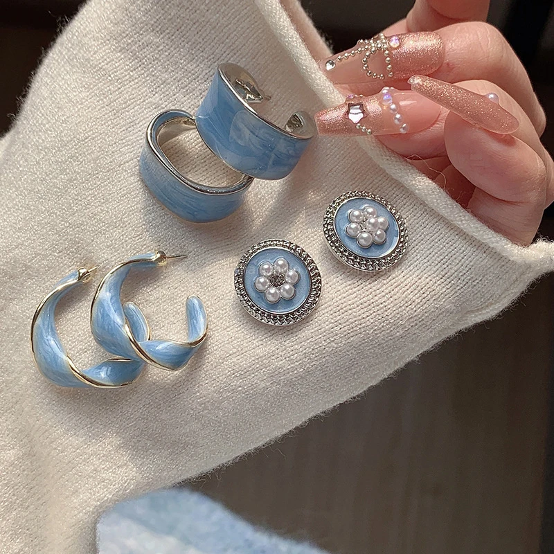 Silver Needle Blue Drip Oil Fresh Feminine Personality Temperament Flower Light Luxury High-end Fashion Versatile Earrings Women