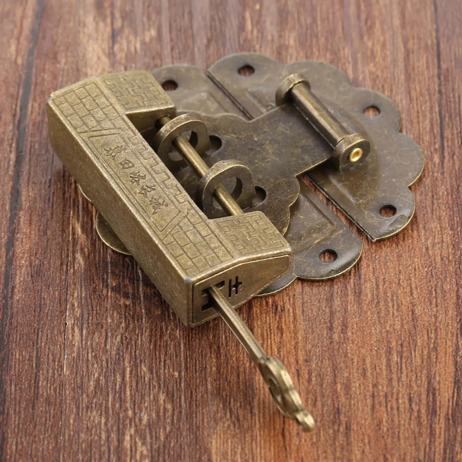 Antique Furniture Chinese Old Box Latch Hasp Buckle Clasp and Antique Bronze Lock Padlock for Cabinet Jewelry Wooden Box