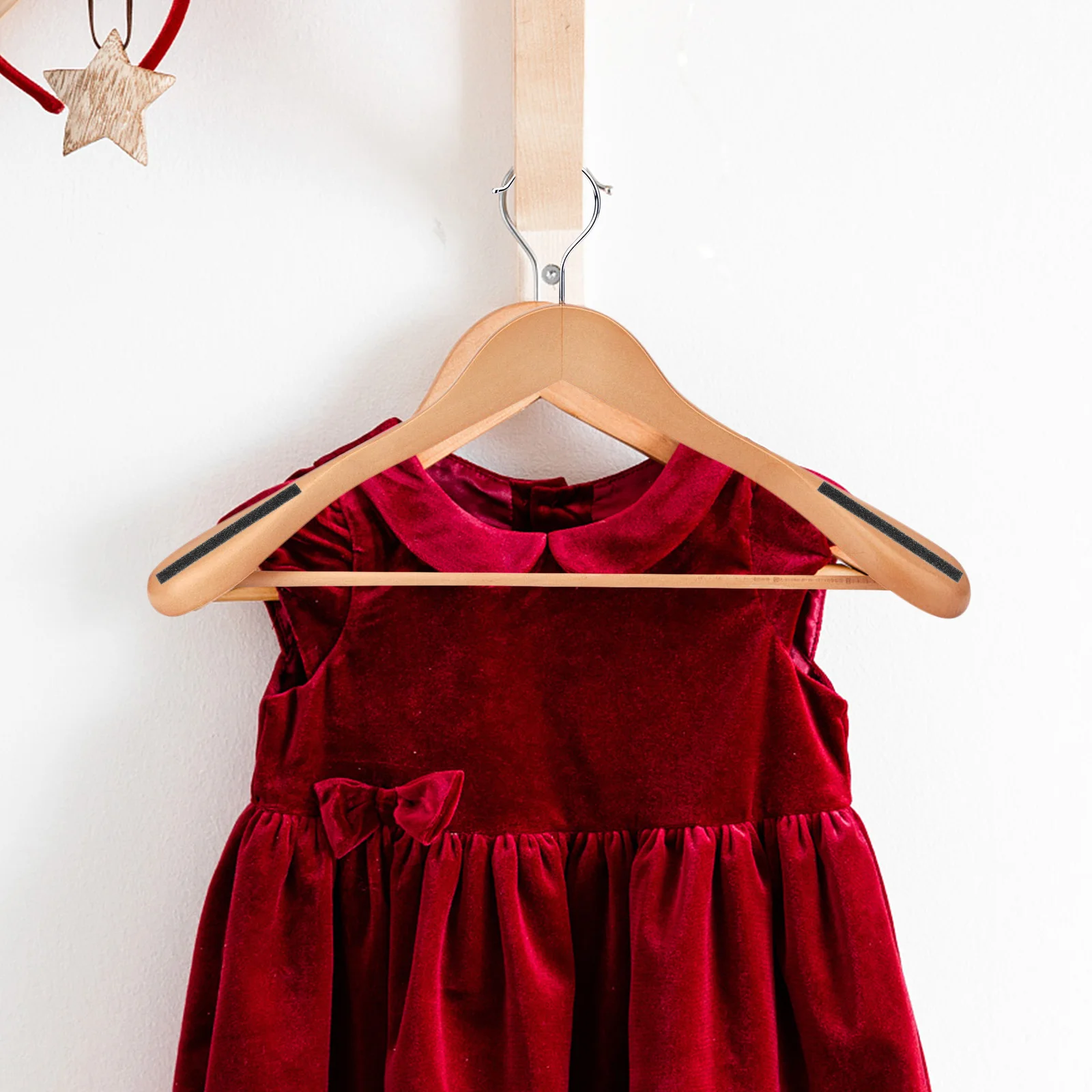 

492pcs Sponge Hanger Strips Self-Adhesive Non-Slip Grips For Clothes Hangers Anti Skid Wardrobe Organization Home Storage