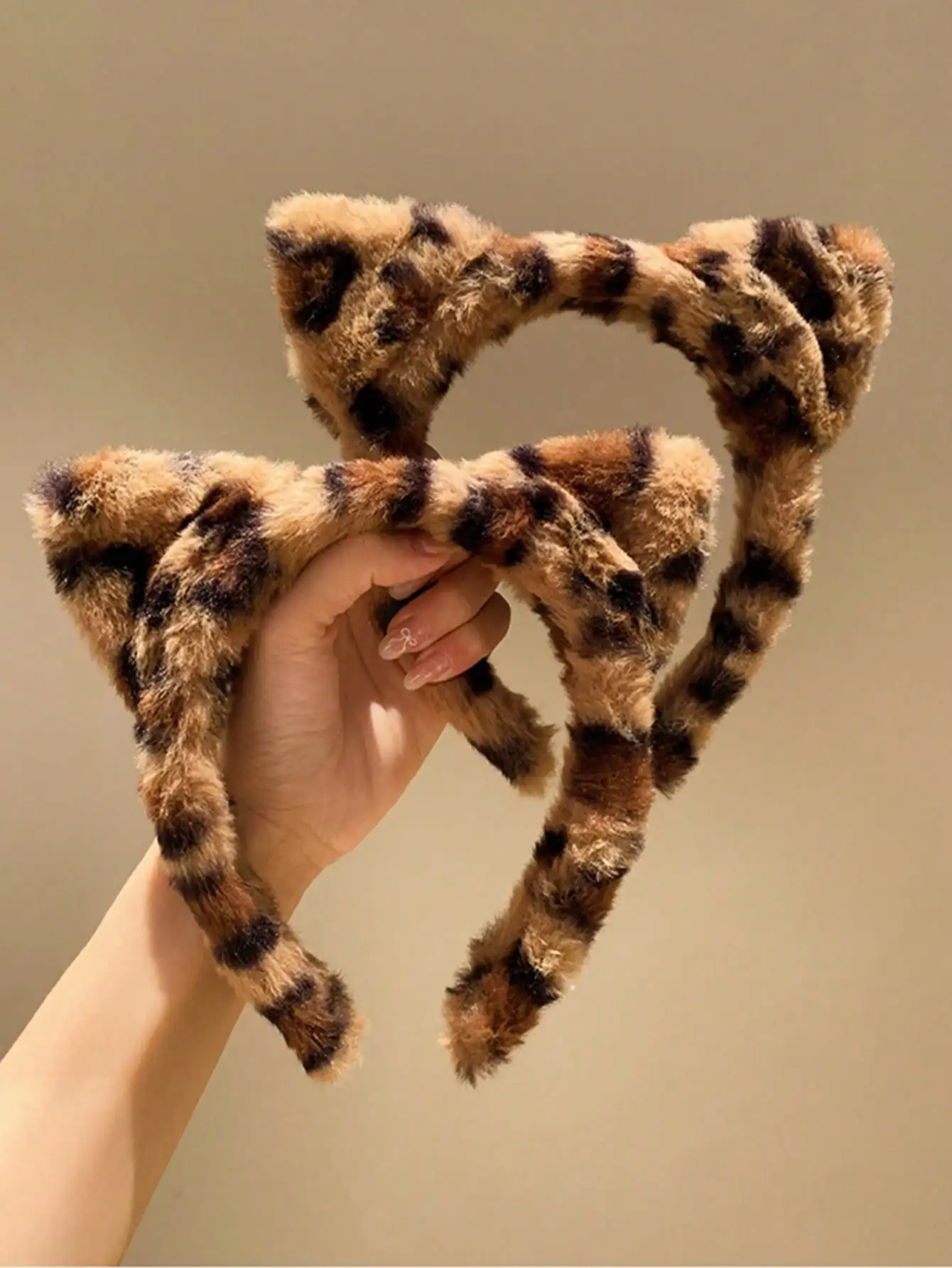 1/2 Stück Kunstfell-Kopfbedeckung, Leopardenmuster, Haarschmuck, Haarband, waschendes Gesicht, Plüsch-Haarbänder, Katzenohren, Stirnbänder, Partykleidung – Detail 5
