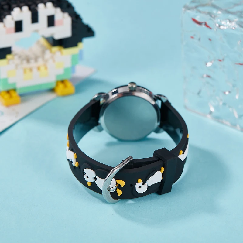 Cute Kids Silicone Watch with 3D Penguin Design Rotate Animal Second Hand Extra Battery Safe for Ages 3+Children Boys Girls Gift