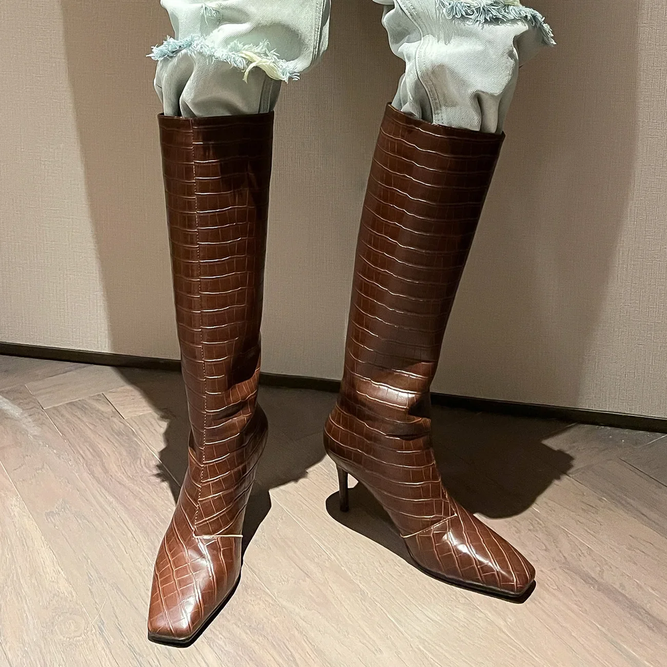 Dropshipping Leather Custom Stone Pattern Knee Boots Square Heel Sleeve Fashion Boots Sexy Large Size Women's Boots 33&41