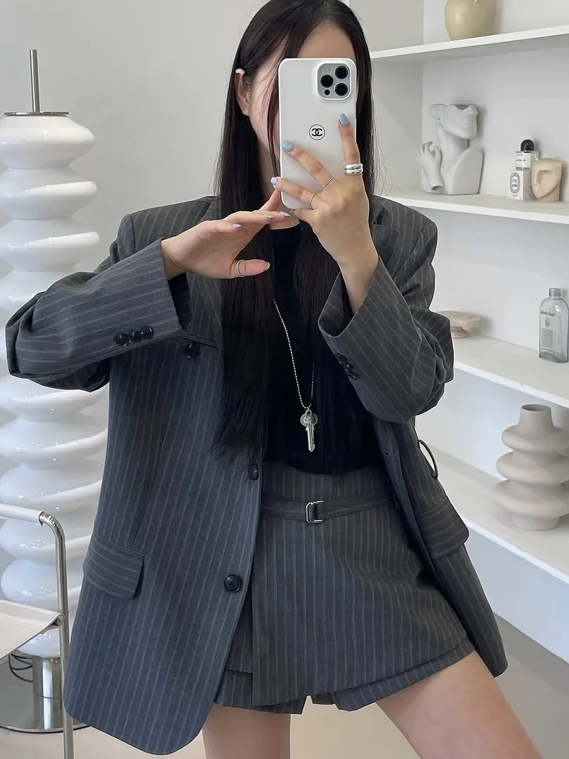 

Spring Faion Women's High Waist Stripe Suit Jaet And Skirt Set Ele And Versatile Long Sve Workwear Ensemble