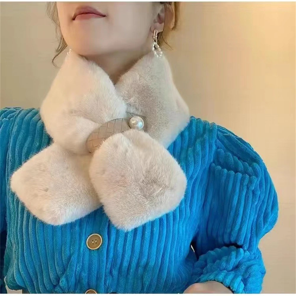 

New fashion wool collar spring autumn winter version of the fashion and warm cross-buckle pearl scarf DZ2