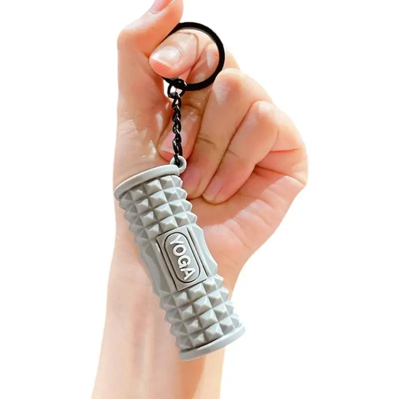 A52E Mini-Yoga-Schaumstoffroller-Schlüsselanhänger für Fitnessstudio-Enthusiasten und Yoga-Liebhaber. Robustes aus PVC-Material – Detail 9