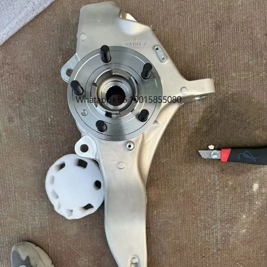 

Premium New Condition Front Horn Bearings and Ball Heads for Land Rover