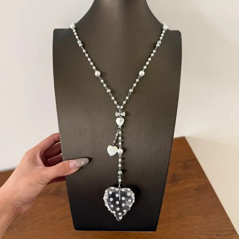 195C Long Beaded Heart Pendant Necklace, Lariat Drop Statement Jewelry with Translucent Beads and Sparkling for Daily