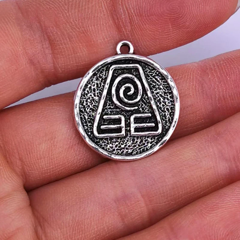 5pcs Zinc alloy ancient silver color Last Airbender pendant charm for DIY women man Accessories