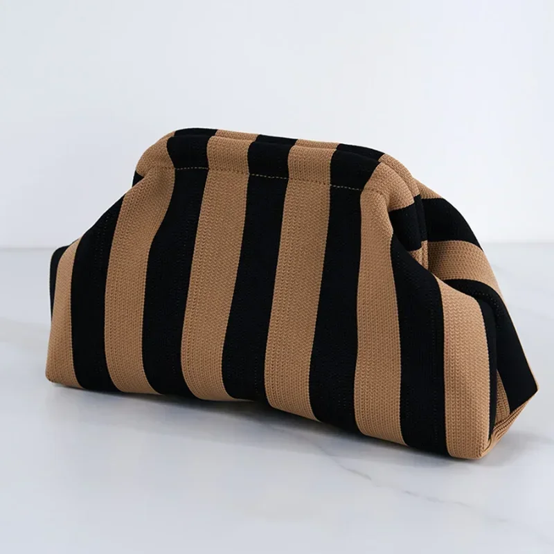 Sommer-Strand-Clutch für Damen, gewebte Häkel-Handtaschen, Geldbörsen, Stricken, Knödel-Clutch, gerüscht, niedliche Wolke, lässige Colorblock-Tasche