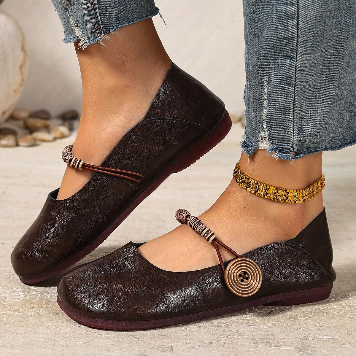 

Spring and Autumn Elegant Round Toe Solid Color Buckle Casual Flat Shoes Fashionable and Comfortable New Women's Music Shoes