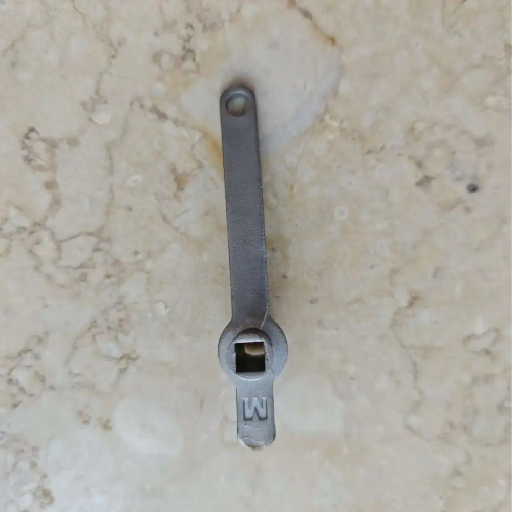 Stainless Steel Radiator Key Metal Construction Efficient Heating Radiator Vent Key 5Mm Hole Core Essential Tool