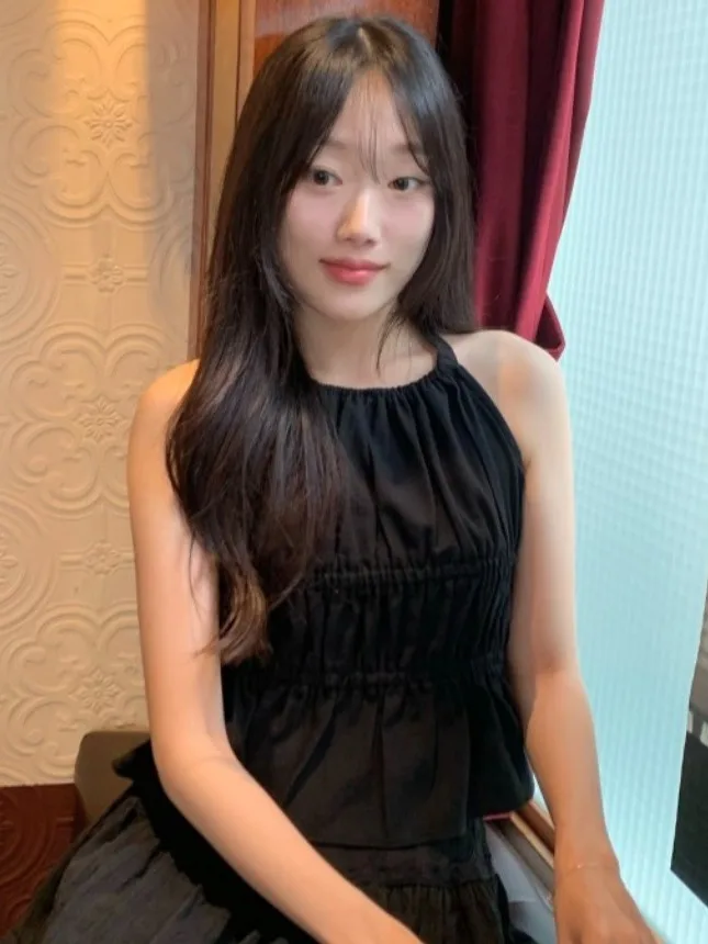 Zomer Nieuw Ontwerp Dames Gevouwen Ne Vest Irt Afslanken Taille Effect Bloemen Top Hangt op Ne Ele Faionable