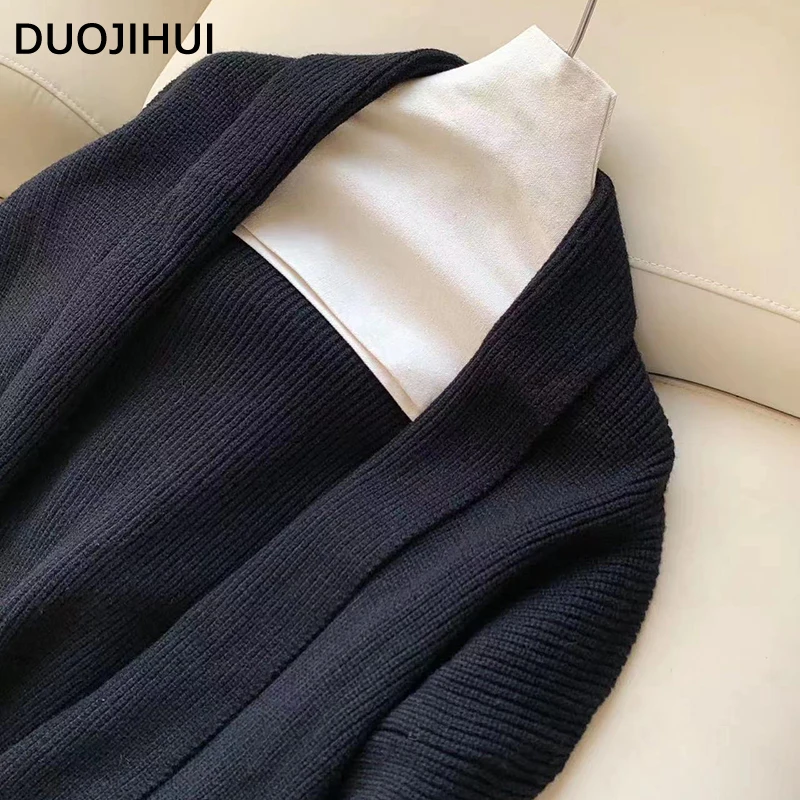 Duojihui เสื้อสเวตเตอร์ถักสำหรับสาวออฟฟิศ, เสื้อคาร์ดิแกนแขนยาวทรงหลวมสไตล์เกาหลี