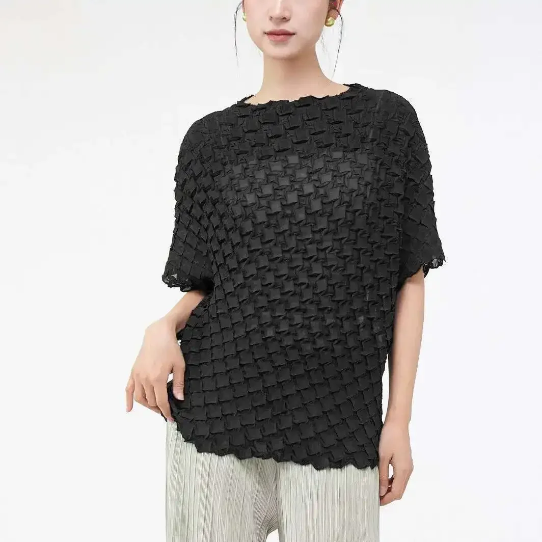 

Miyake Summer New 2025 Fashion Casual Summer Dresses Pleated Round Neck T Shirt Women's Short Bat Sleeve Loose Pullover