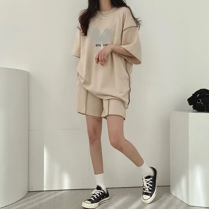 Summer Loose Top Casual Suits Half Sleeved Y2k Top Gothic Outfits Women Harajuku Style Butterfly Print Shorts 2 Piece Sets