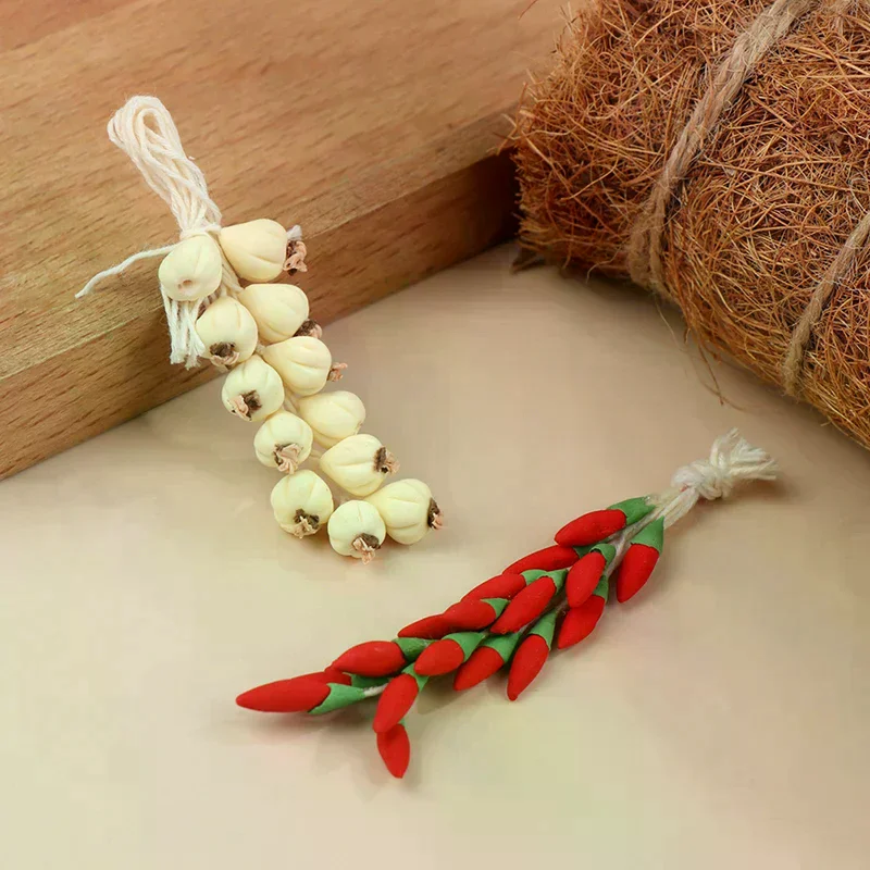 1String 1:12 Dollhouse Miniature Garlic Chili Pepper Whole String Condiment Kitchen Food Model Living Scene Decor Toy