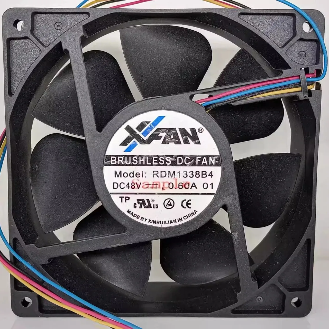 

XFAN RDM1338B4 DC 48V 0.60A 120x120x38mm 4-Wire Server Cooling Fan