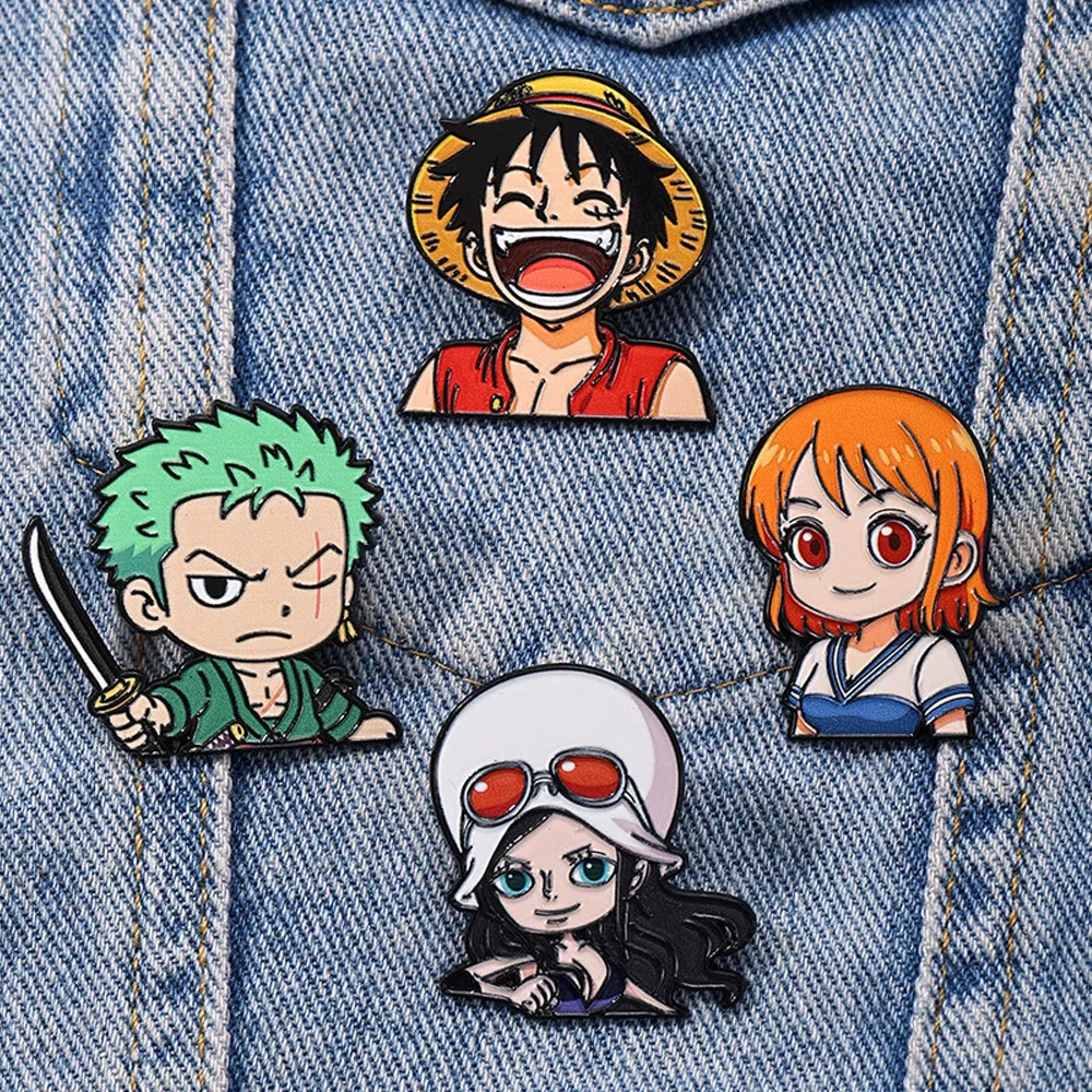 4er-Set niedliche One Piece Emaille-Pins mit Luffy, Zoro, Nami und Robin, Broschen für Rucksäcke, Taschen, Reversnadeln, Schmuckgeschenk für Fans