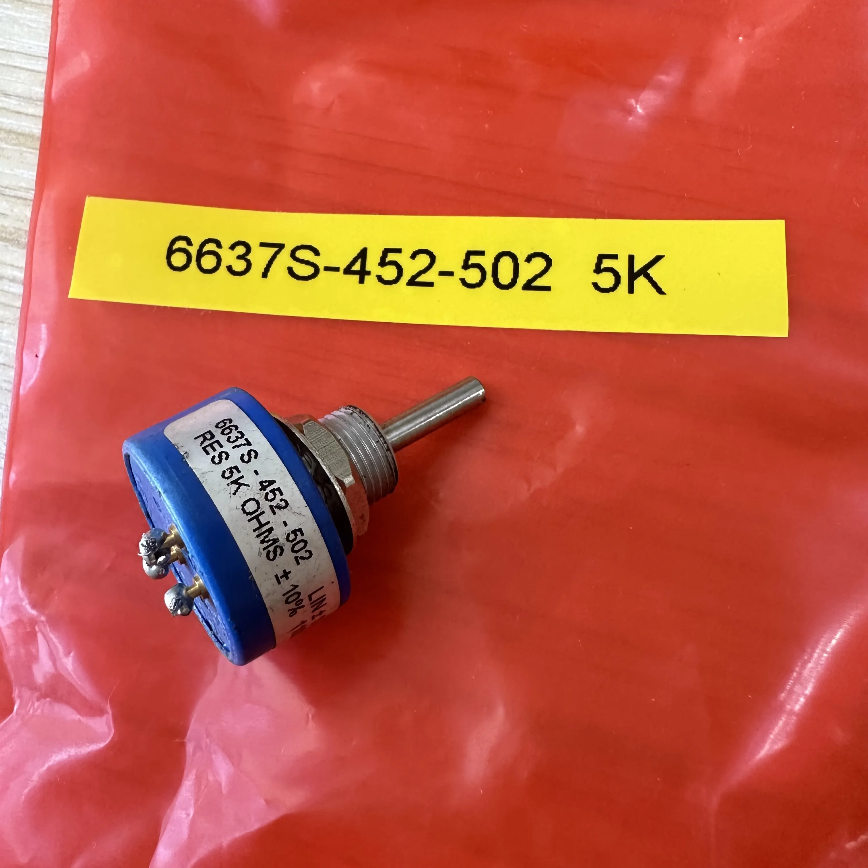 

[RK] BOURNS 6637S-452-502 5K conductive plastic potentiometer shaft 3MM switch（Pre-order consultation）