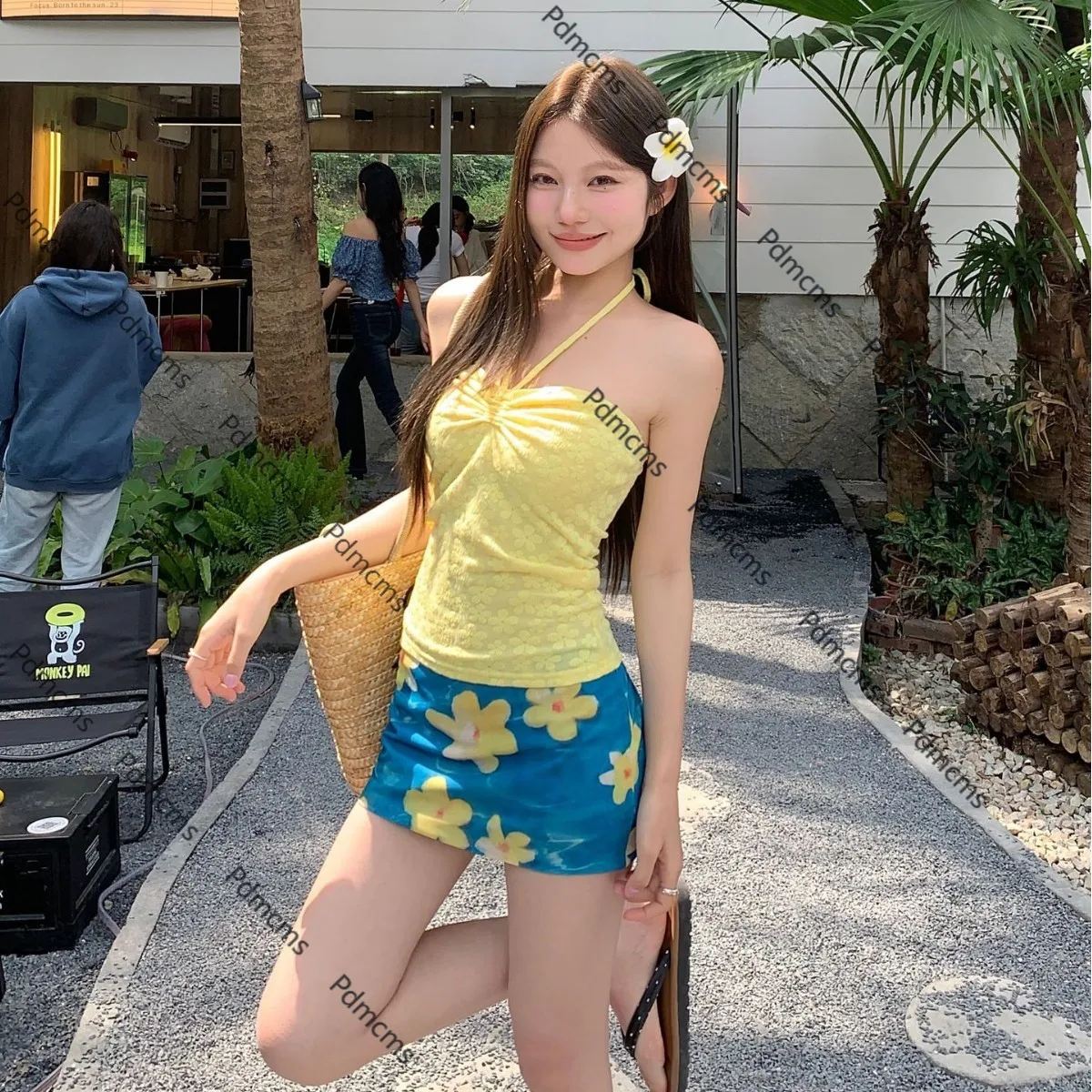 

Новинка 2024 года, сексуальный тонкий топ на бретелях Spice Girl, летняя юбка с цветочным узором, юбка на бедрах, женский купальник из трех частей