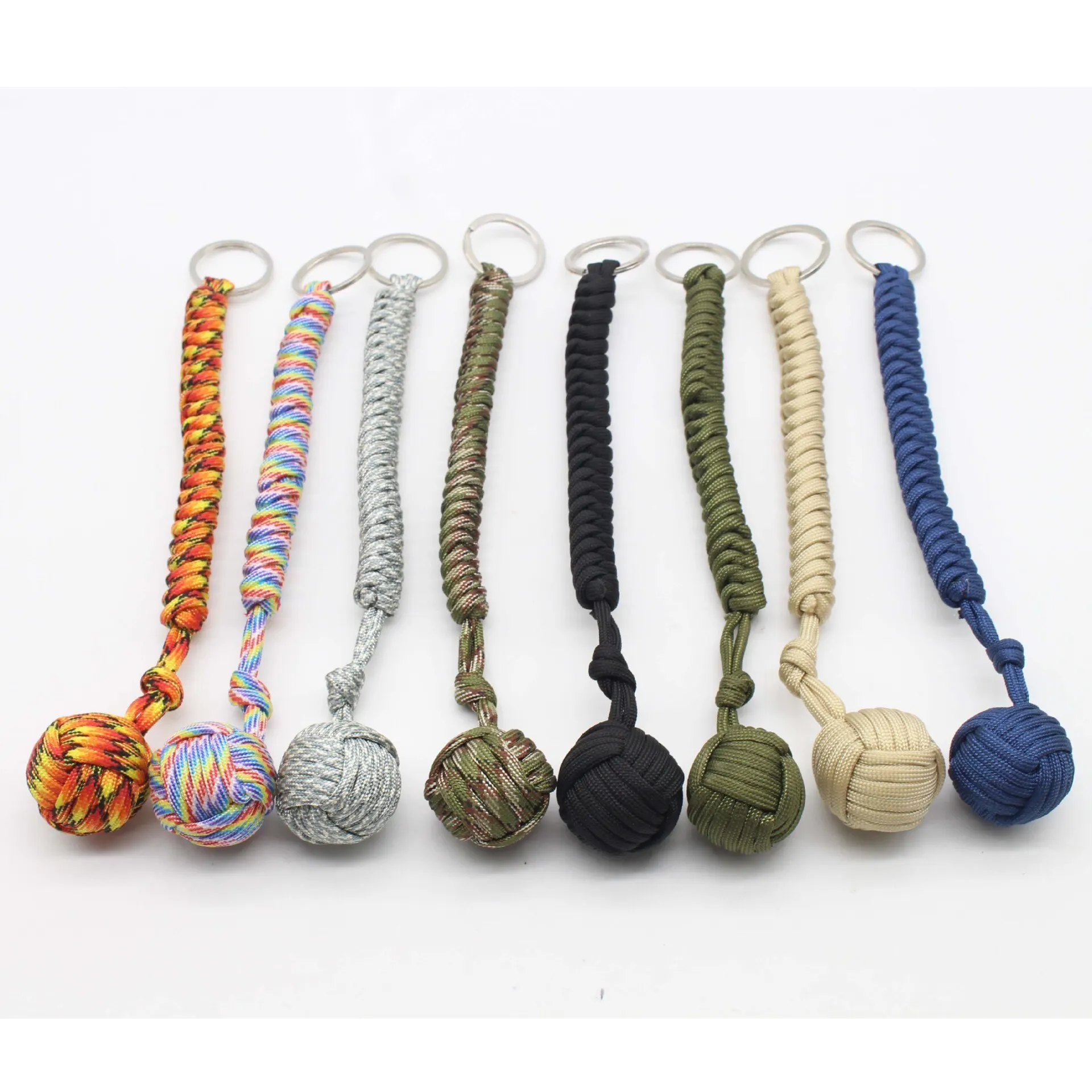 Outdoor Umbrella Rope Keychain Self Defense Lanyard Survive Knot Steel Ball Buckle Tactical Security Tool Carabiner Hook Cord