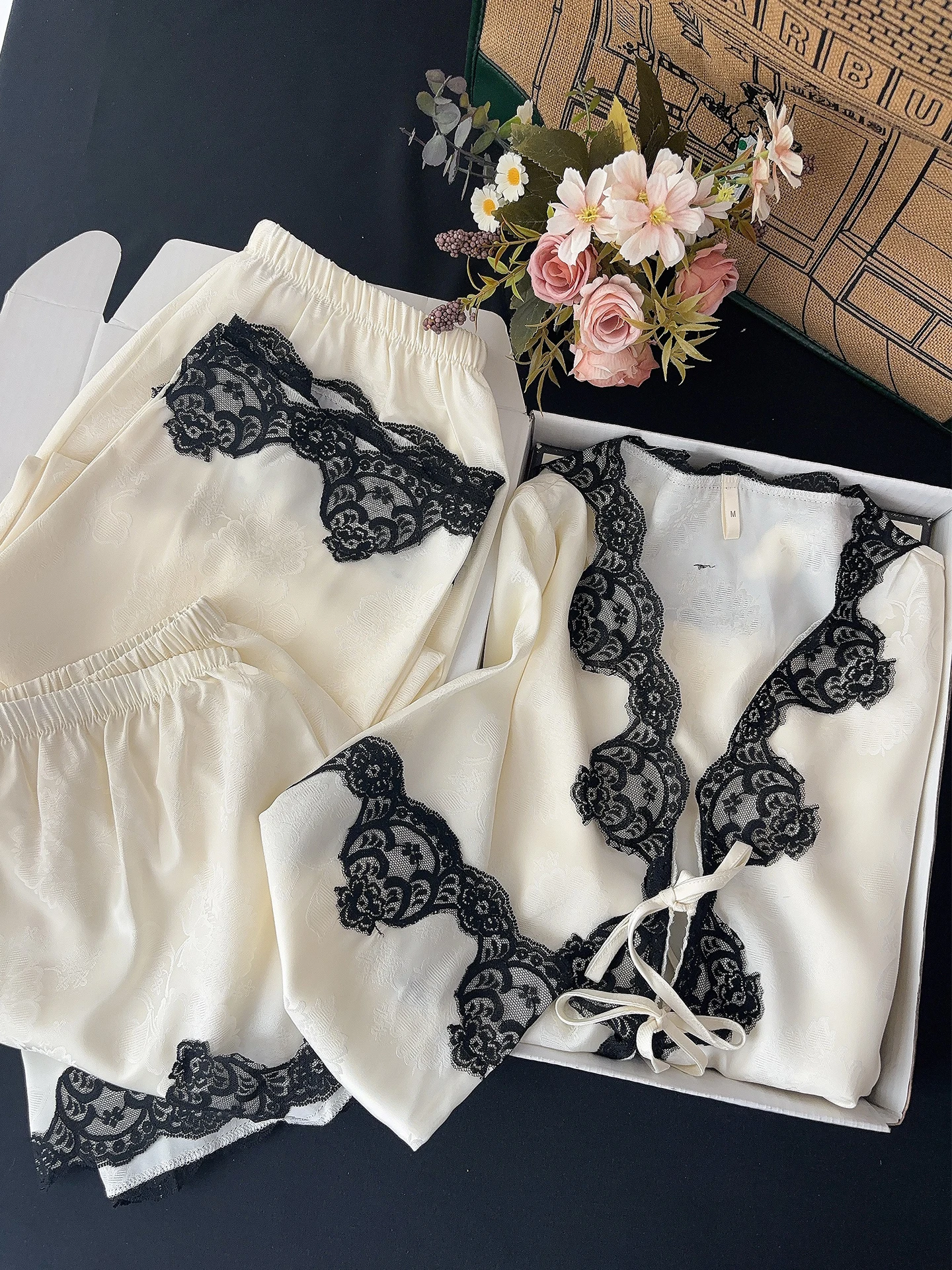2025 summer new lace ice silk sexy suspender cardigan pajamas women's four-piece casual comfortable homewear