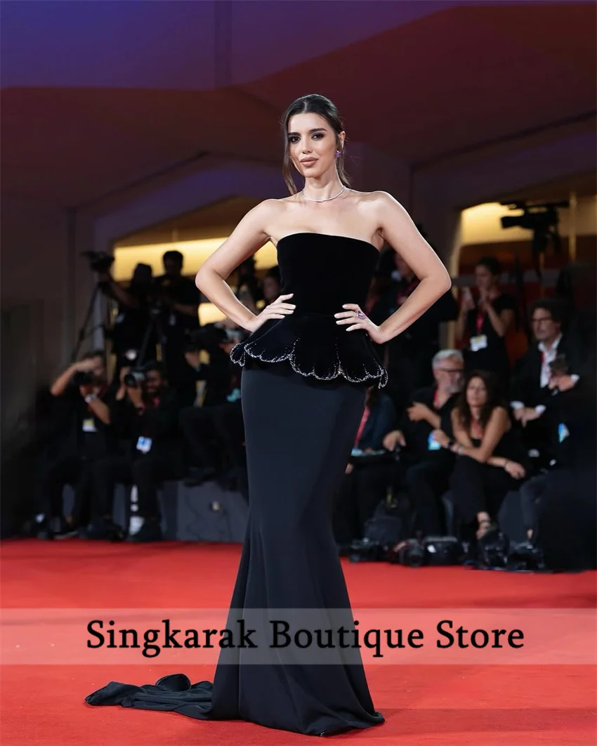 فساتين سهرة حورية البحر سوداء طويلة مخصصة للمناسبات الخاصة بدون حمالات بطول الأرض خرز للحفلات الراقصة 2025