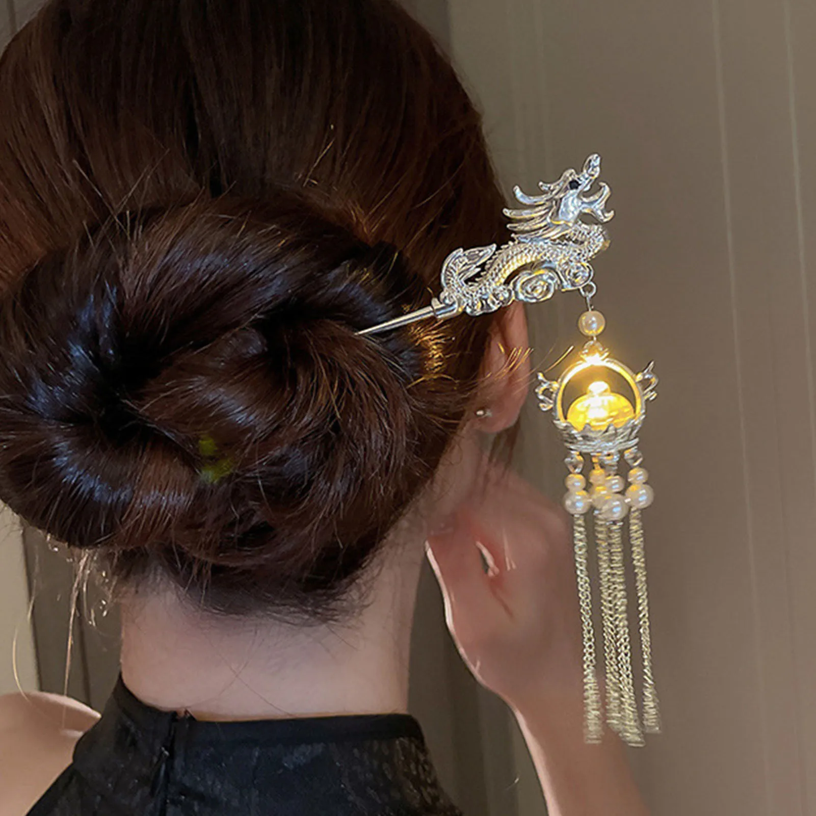 Luminous Hair Sticks with Dragon Designs Luxury Designer Jewelry for Women Girls Hair Bun Maker Tassel Chain Hairpin Side Clips
