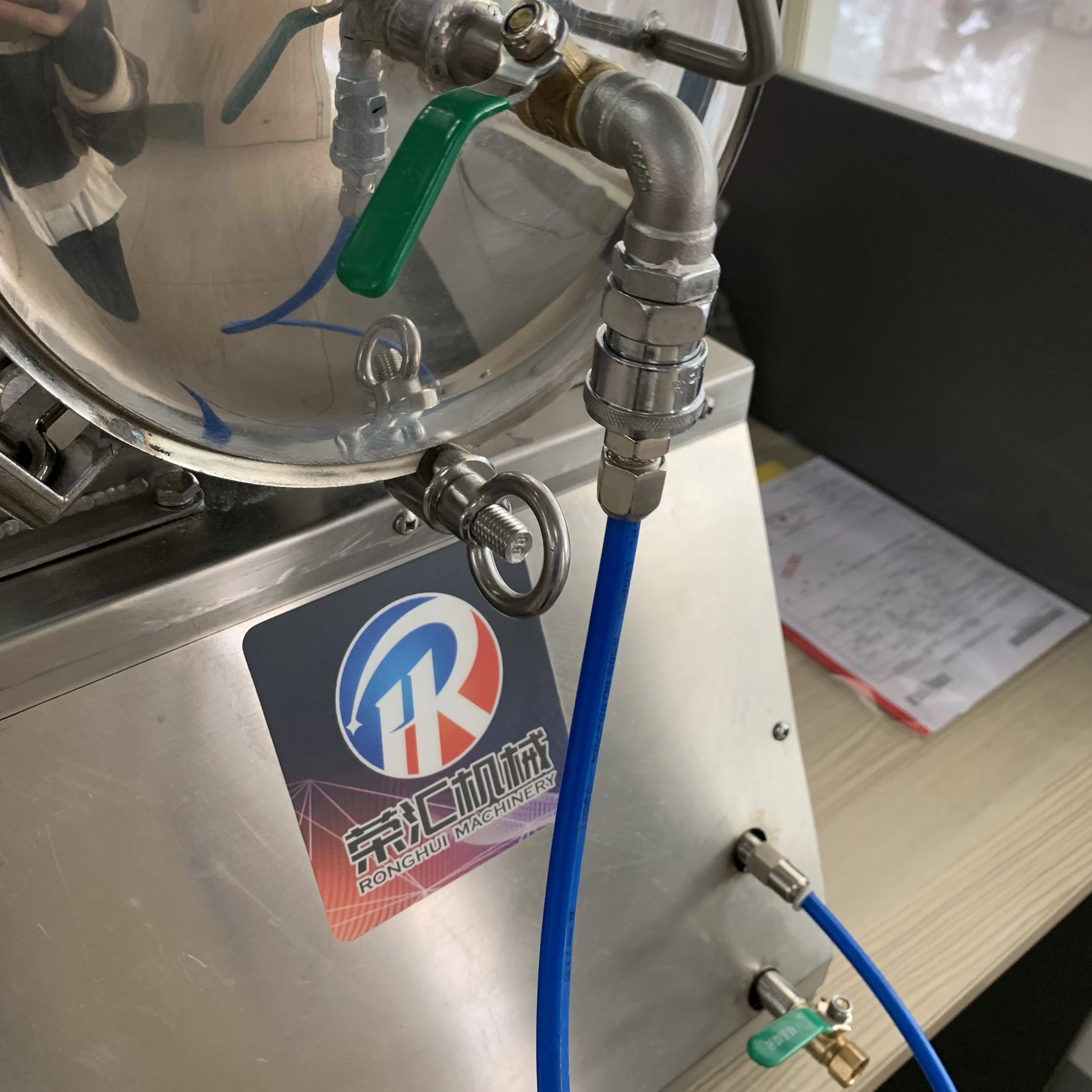 Mesin Pengaduk Fillet Paha Ayam Otomatis Ukuran Kecil untuk Pengasaman dan Penyeduhan Cepat di Pabrik Makanan Industri