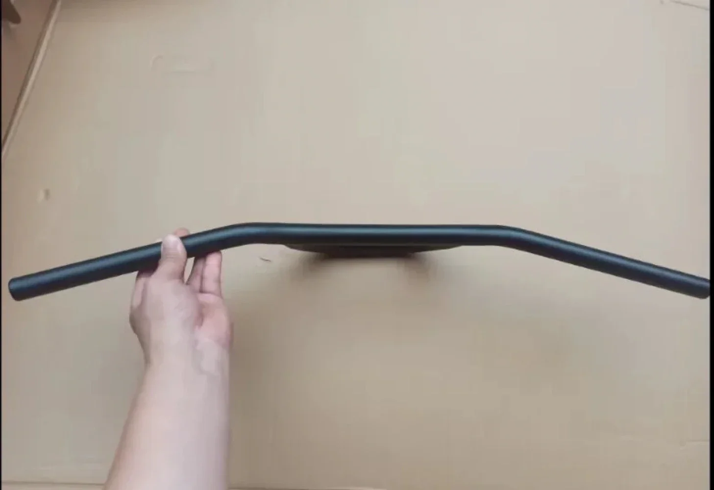 1 Stück für speziell angefertigten Lenker aus Legierung (schwarz) (31,8 mm) (136 mm Höhe) (680 mm) (0 ° /15 ° SWEEP) D-förmiges Zubehör – Detail 2