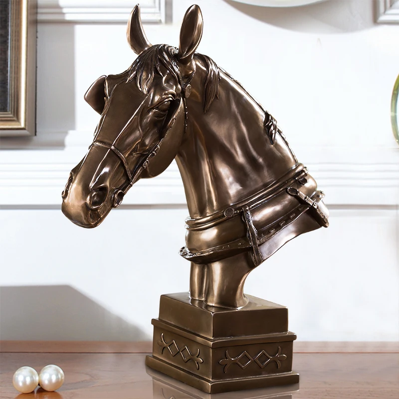 

Quality Abstract Horse Sculpture Handmade Polyresin Battle Charger Statue Ornament Craft for Business Gift and Office Decor